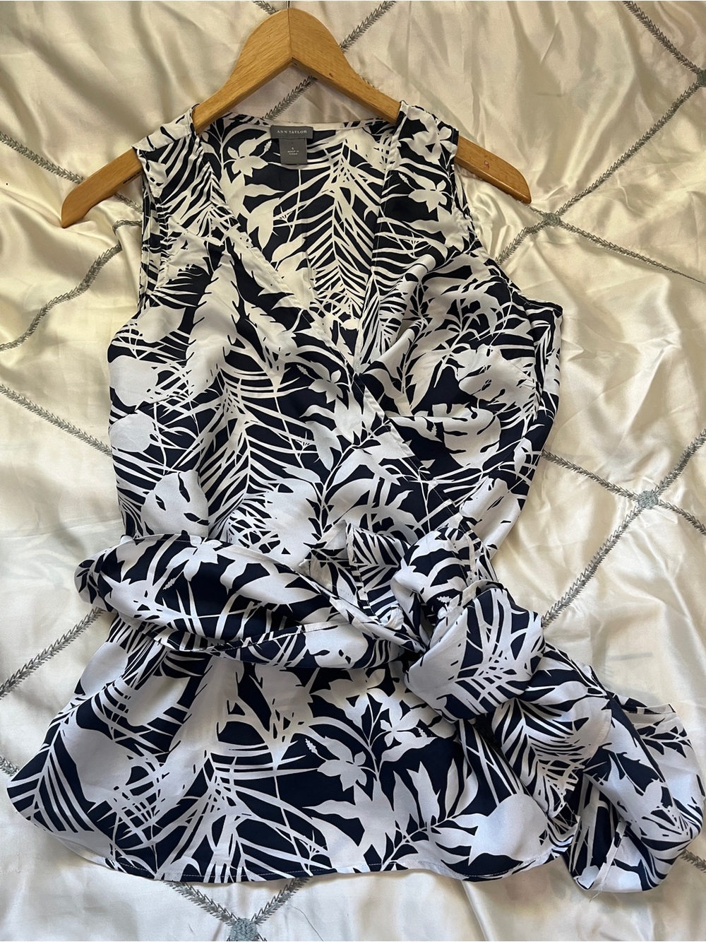 Ann Taylor Blue and White Tropical Print Wrap Top